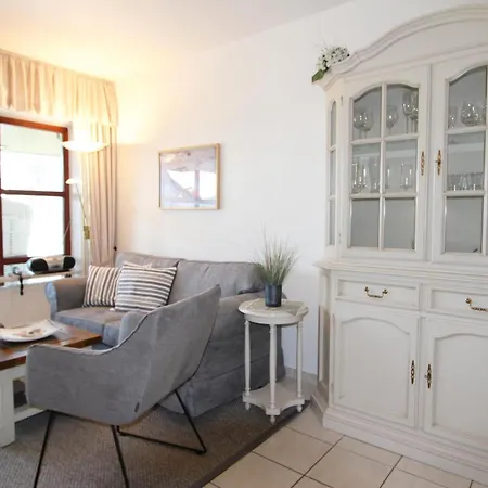 Апартаменты Atlantik - Strandstr 17, App 17 *